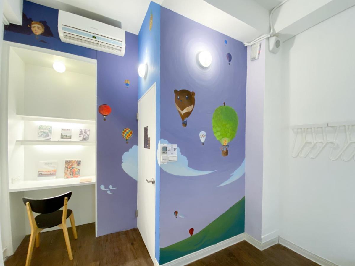 Flip Flop Hostel - Main Station Taipei Exterior foto